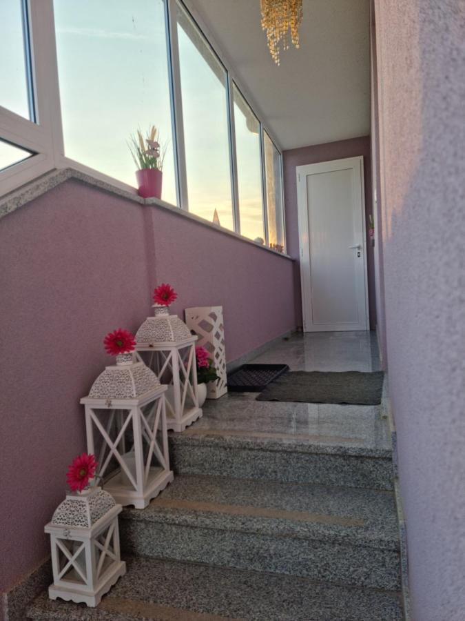 Luxury Apartment Umag Buitenkant foto