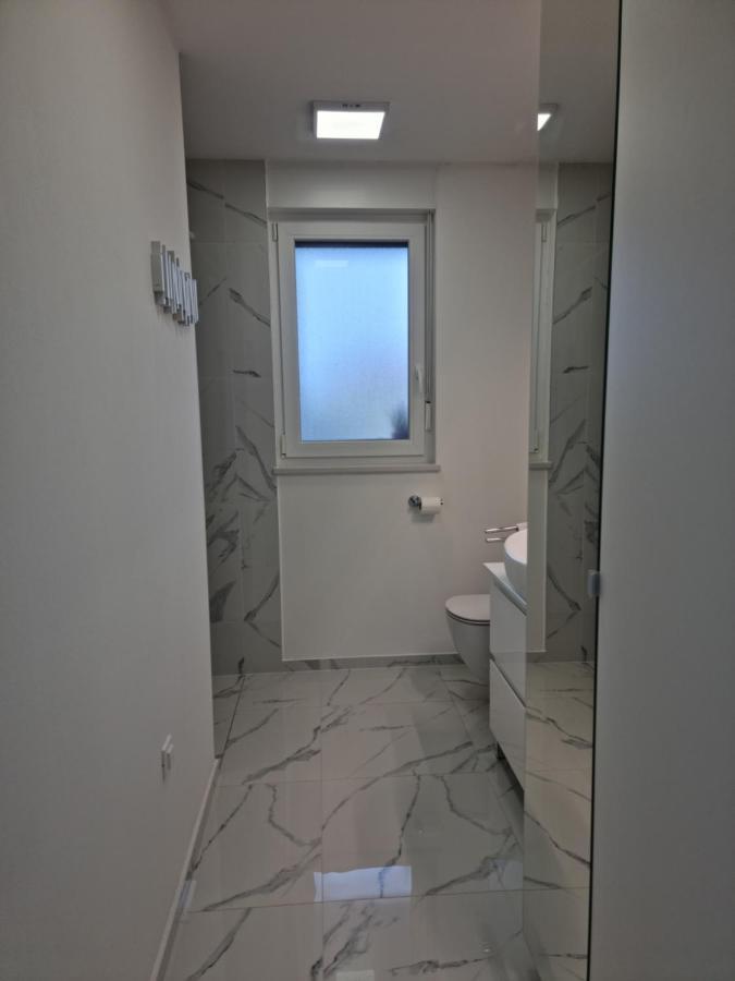 Luxury Apartment Umag Buitenkant foto