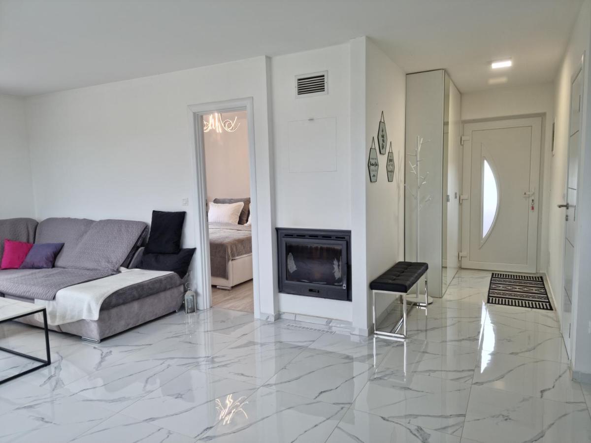 Luxury Apartment Umag Buitenkant foto