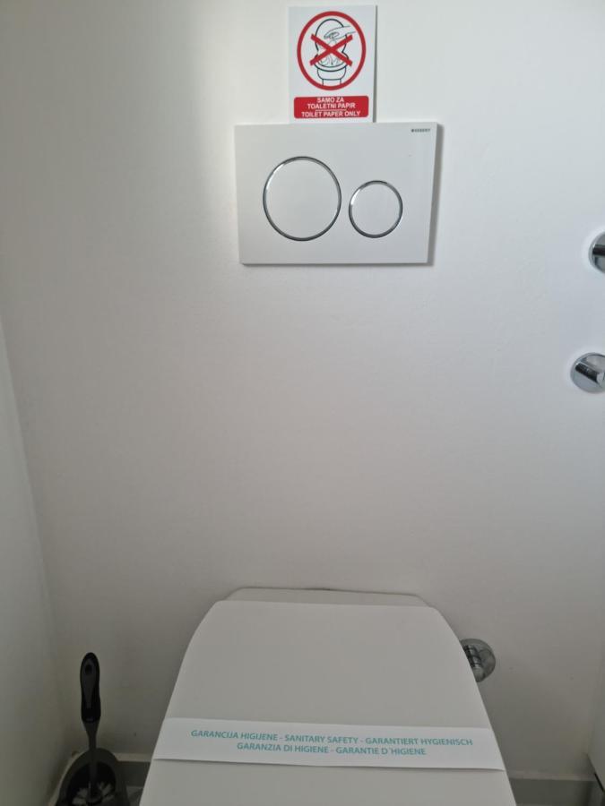 Luxury Apartment Umag Buitenkant foto