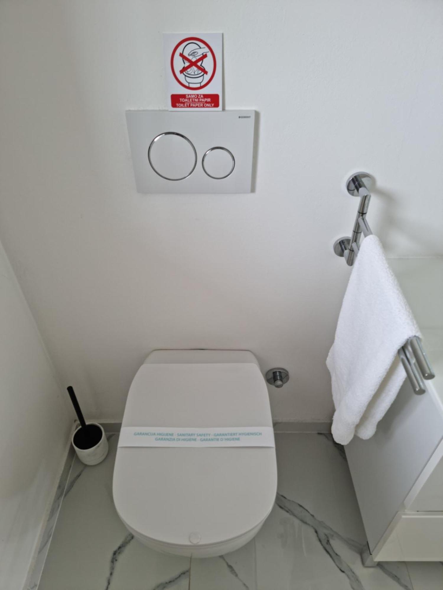 Luxury Apartment Umag Buitenkant foto